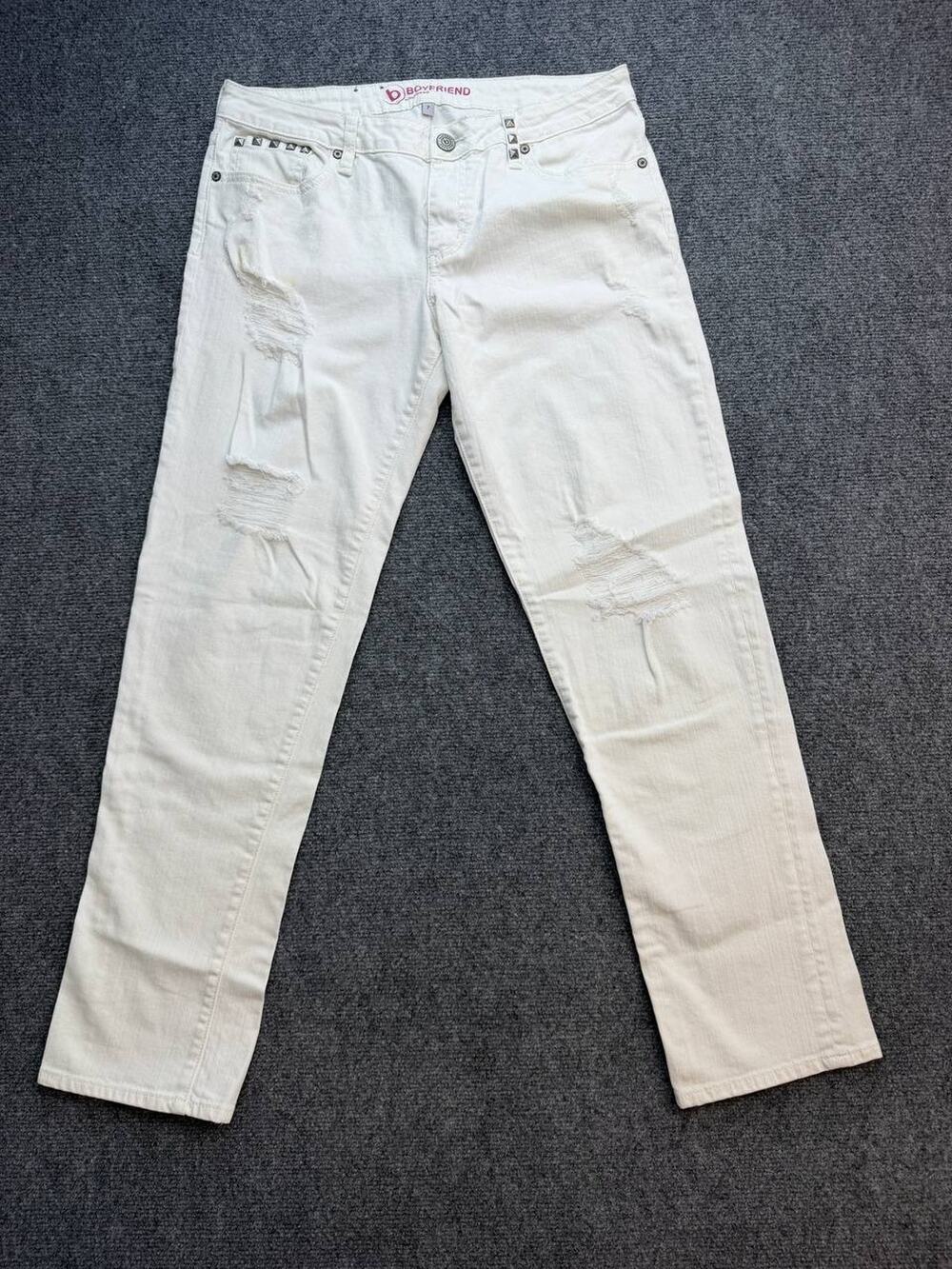 Boyfriend by Bullhead Women's Size 7 White Distressed Studded Jeans